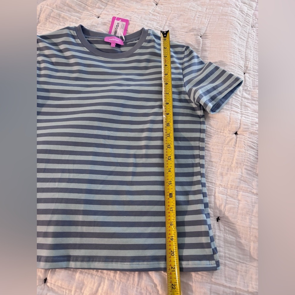 NWT Edikted Callahan Striped Blue Tee - Picture 7 of 8